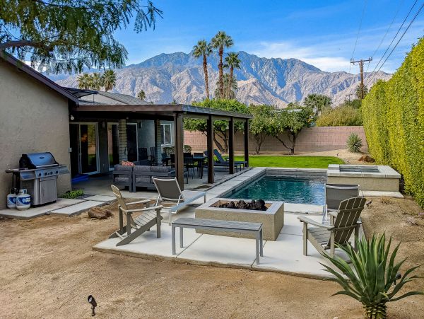 Palm Springs Home 1028245