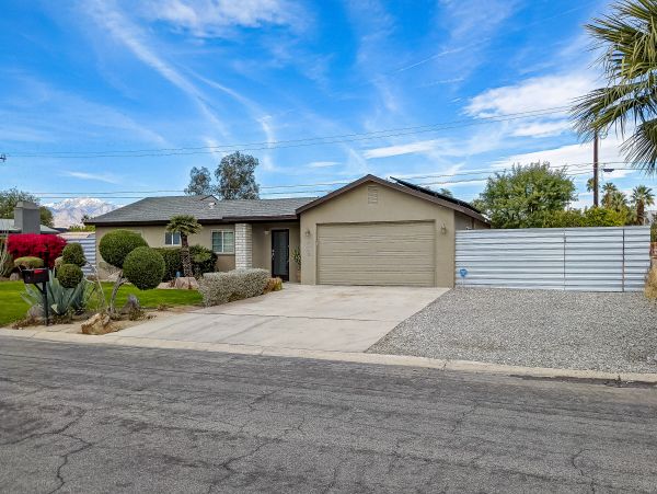 Palm Springs Home 1028245