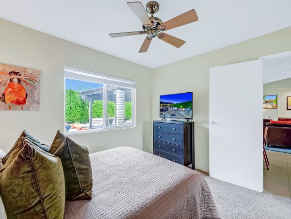 Palm Springs Home 1028245
