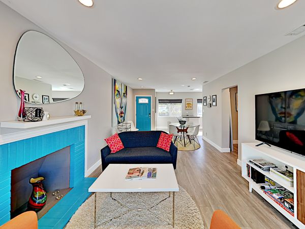 Palm Springs Home 1028246