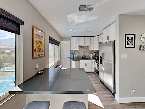 Palm Springs Home 1028246