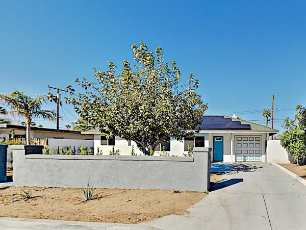 Palm Springs Home 1028246