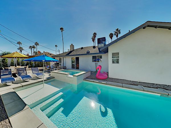Palm Springs Home 1028246