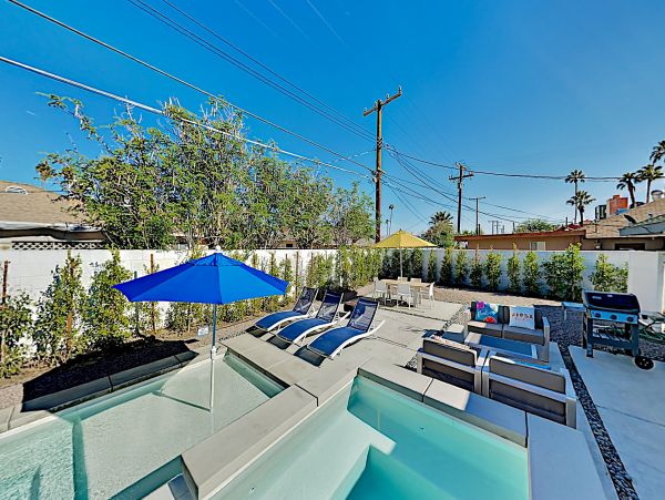 Palm Springs Home 1028246