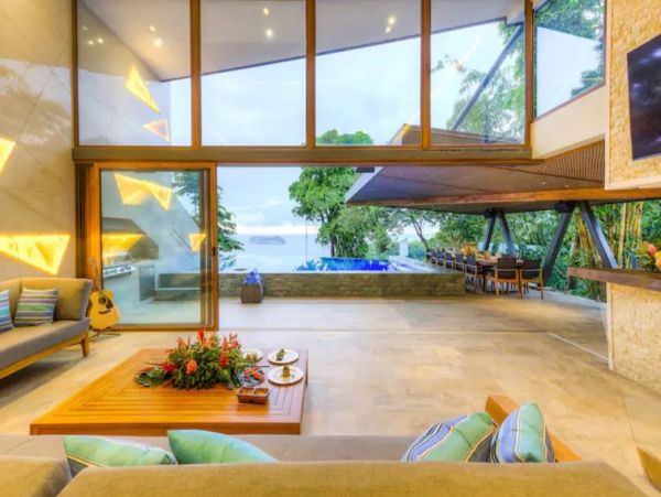 Costa Rica Luxury Full Service Staff