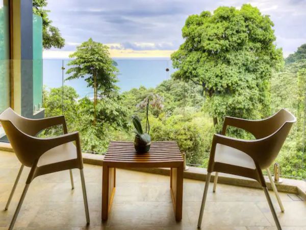 Costa Rica Luxury Full Service Staff