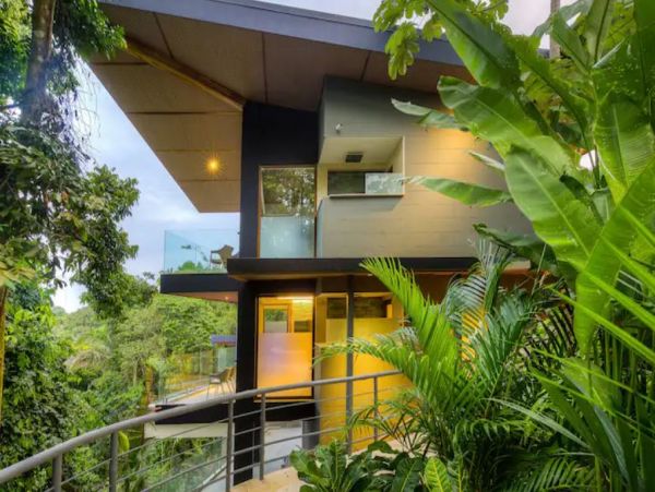 Costa Rica Luxury Full Service Staff