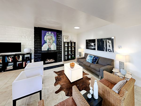 Palm Springs Home 1028248