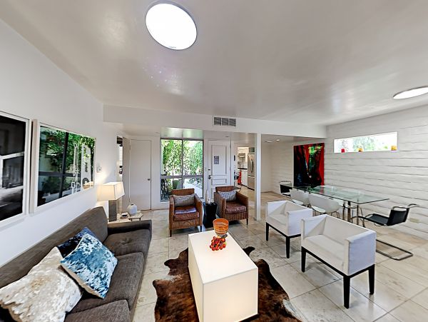 Palm Springs Home 1028248