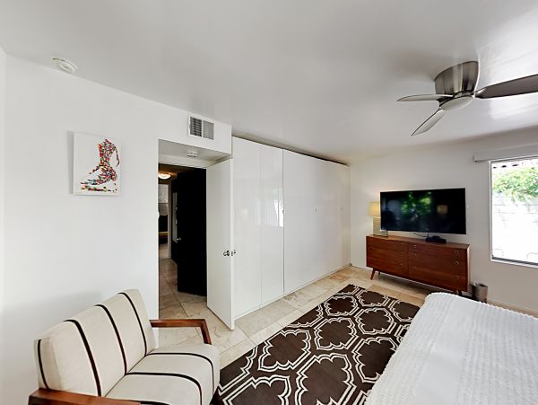 Palm Springs Home 1028248