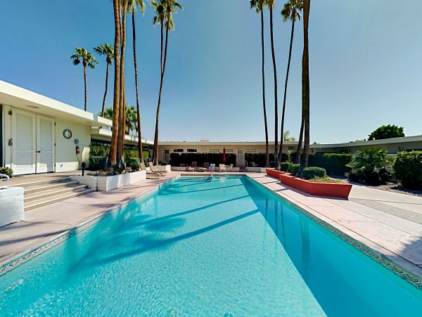 Palm Springs Home 1028248