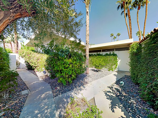 Palm Springs Home 1028248
