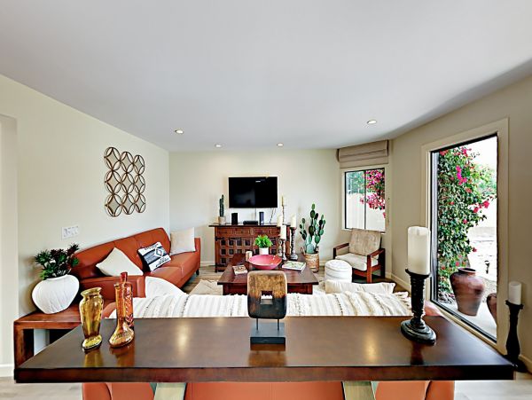 Palm Springs Home 1028250