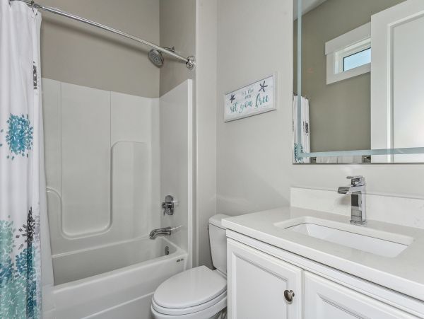 Gulf View Navarre Beach Four Bedroom Vacation Rental Home
