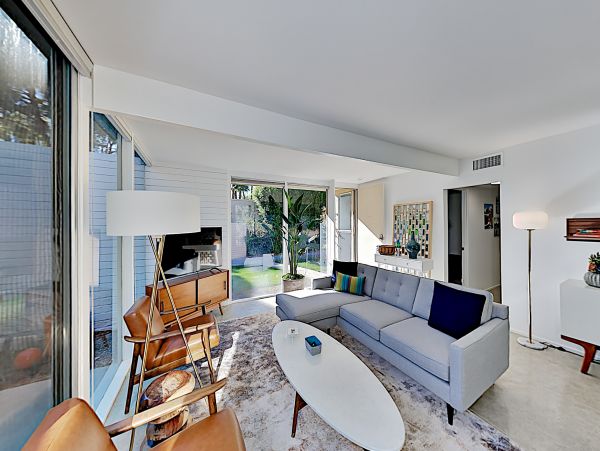 Palm Springs Home 1028252