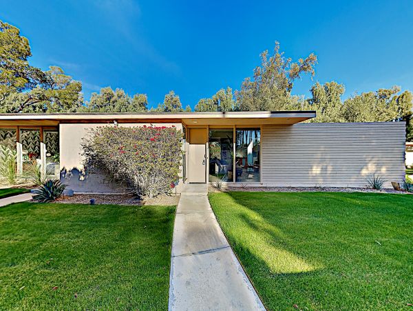 Palm Springs Home 1028252