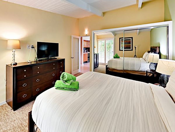 Palm Springs Home 1028255