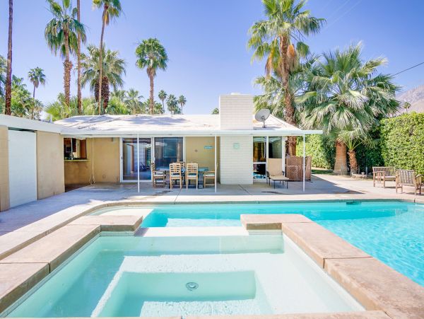 Palm Springs Home 1028255