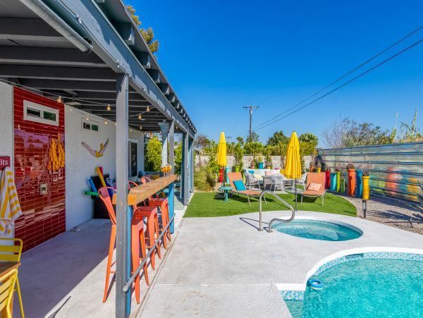 Palm Springs Home 1028256