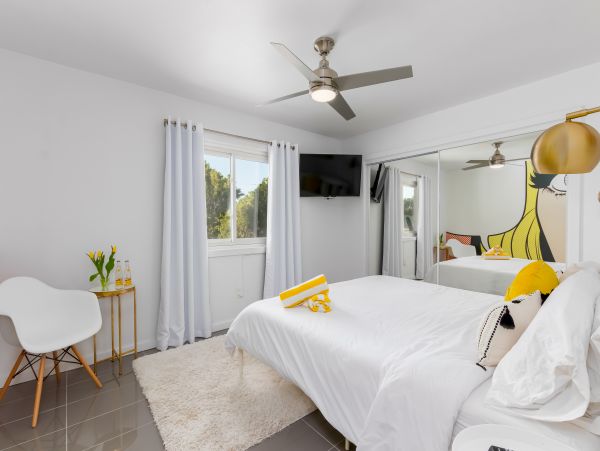 Palm Springs Home 1028256