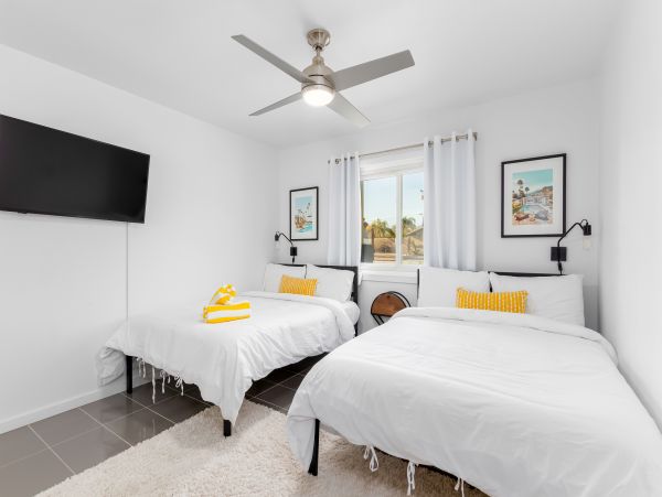 Palm Springs Home 1028256