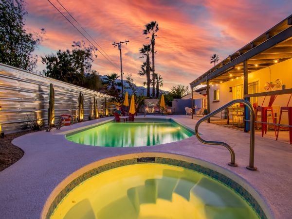 Palm Springs Home 1028256
