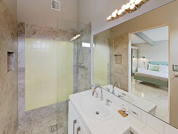 Palm Springs Home 1028257