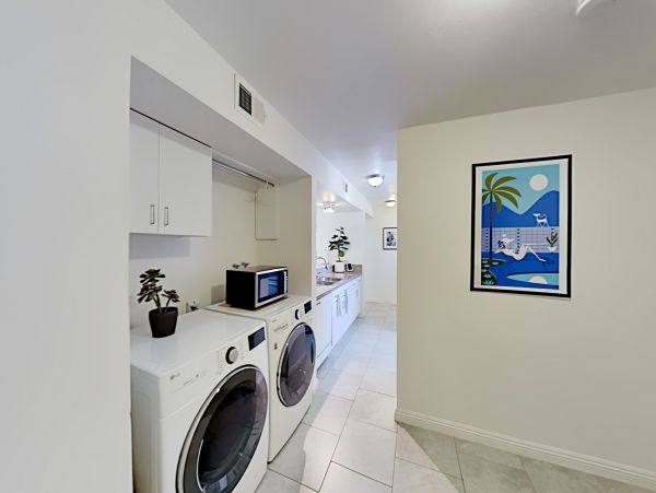 Palm Springs Home 1028259