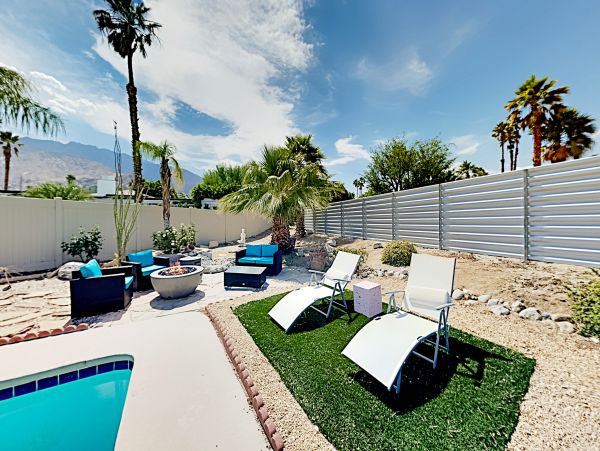 Palm Springs Home 1028259