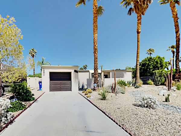 Palm Springs Home 1028259