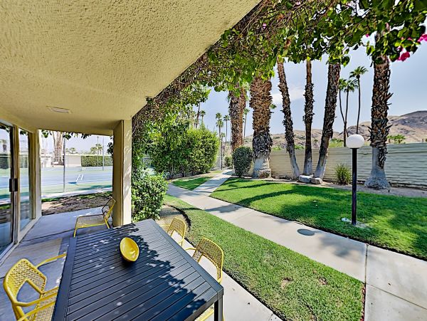 Palm Springs Home 1028260