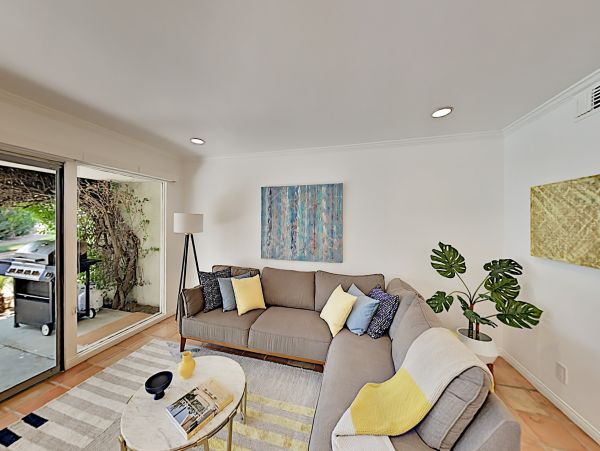 Palm Springs Home 1028260