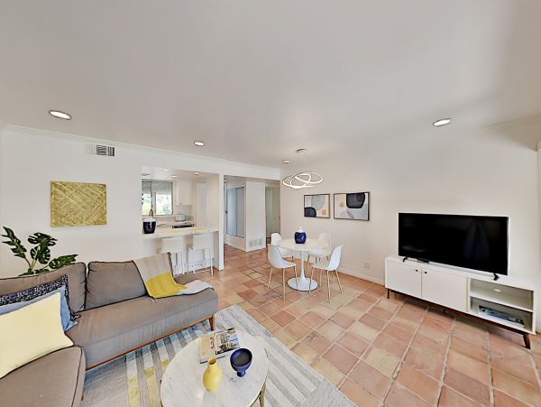 Palm Springs Home 1028260