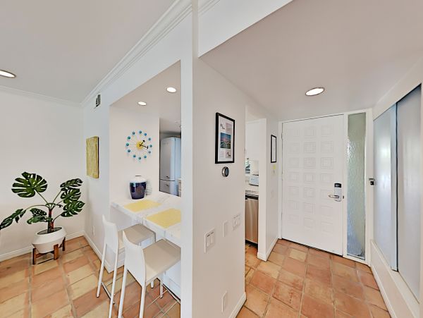 Palm Springs Home 1028260