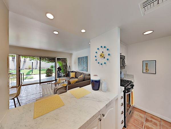 Palm Springs Home 1028260