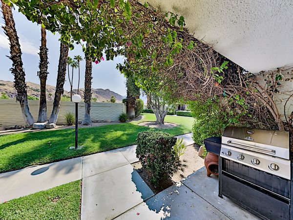 Palm Springs Home 1028260
