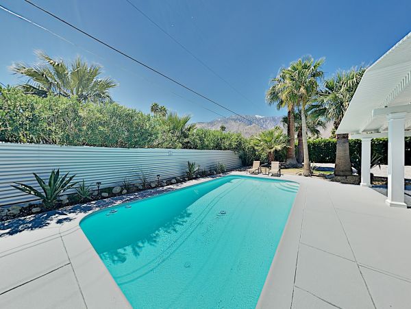 Palm Springs Home 1028262
