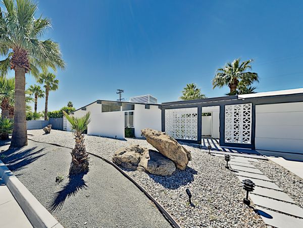 Palm Springs Home 1028262