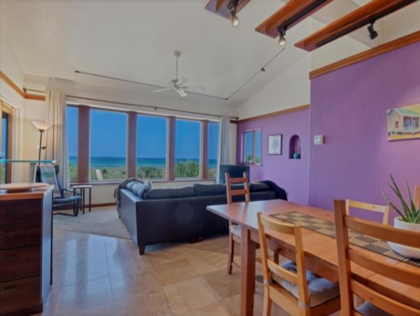 Oceanfront Charming Vacation Home in Placida