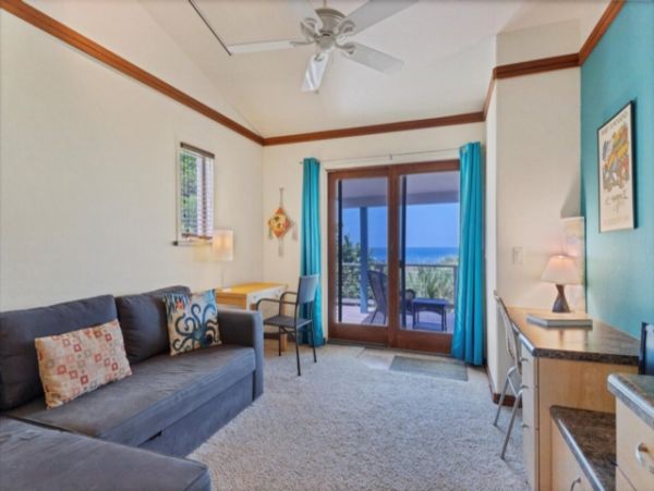 Oceanfront Charming Vacation Home in Placida