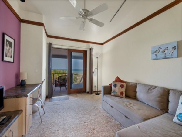 Oceanfront Charming Vacation Home in Placida
