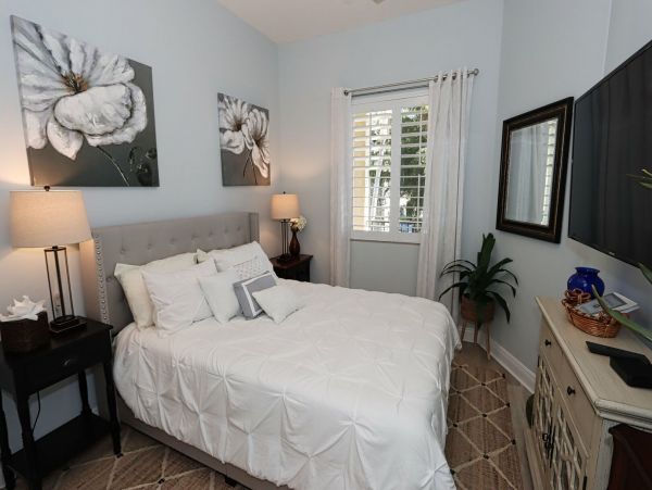 Naples Vacation Condo Two Bedroom