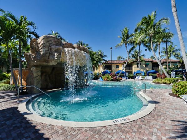 Naples Vacation Condo Two Bedroom