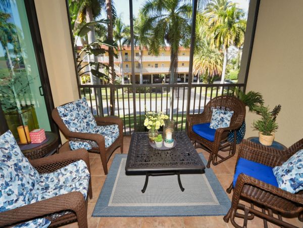 Naples Vacation Condo Two Bedroom