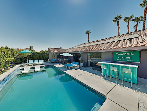 Palm Springs Home 1028266