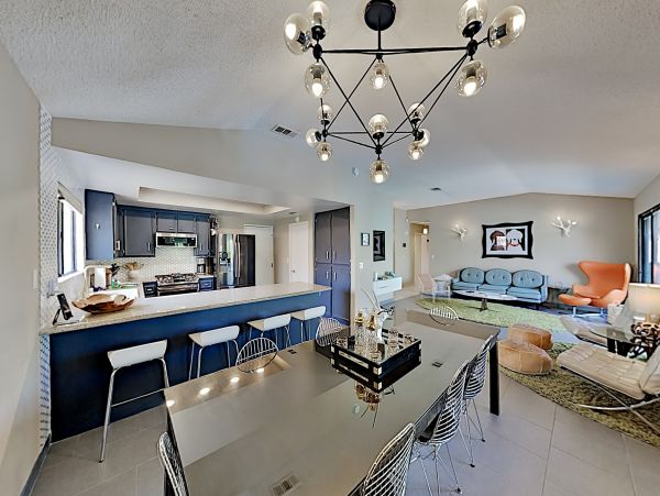 Palm Springs Home 1028266