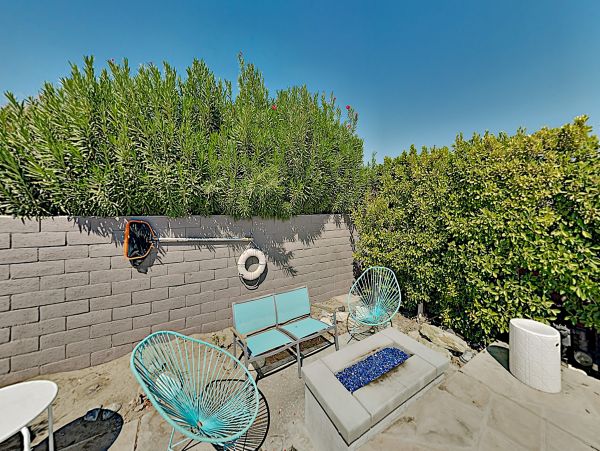 Palm Springs Home 1028266
