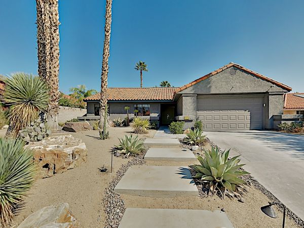 Palm Springs Home 1028266