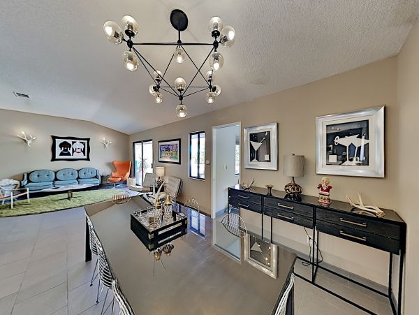 Palm Springs Home 1028266