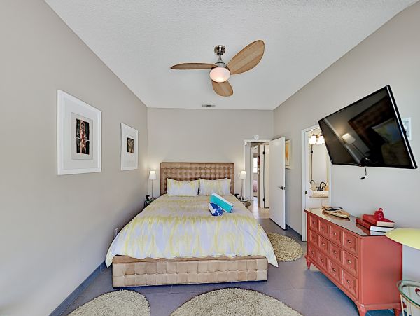 Palm Springs Home 1028266